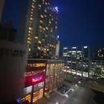 Platinum Towers Great View Balcony 1 Bedroom Appartement *